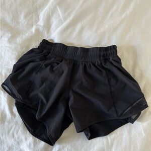 Lululemon hottie hot shorts